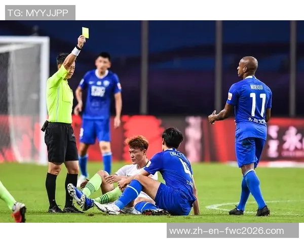 足球裁判陈钢的执法之路与职业生涯回顾揭秘足球裁判背后的故事与挑战